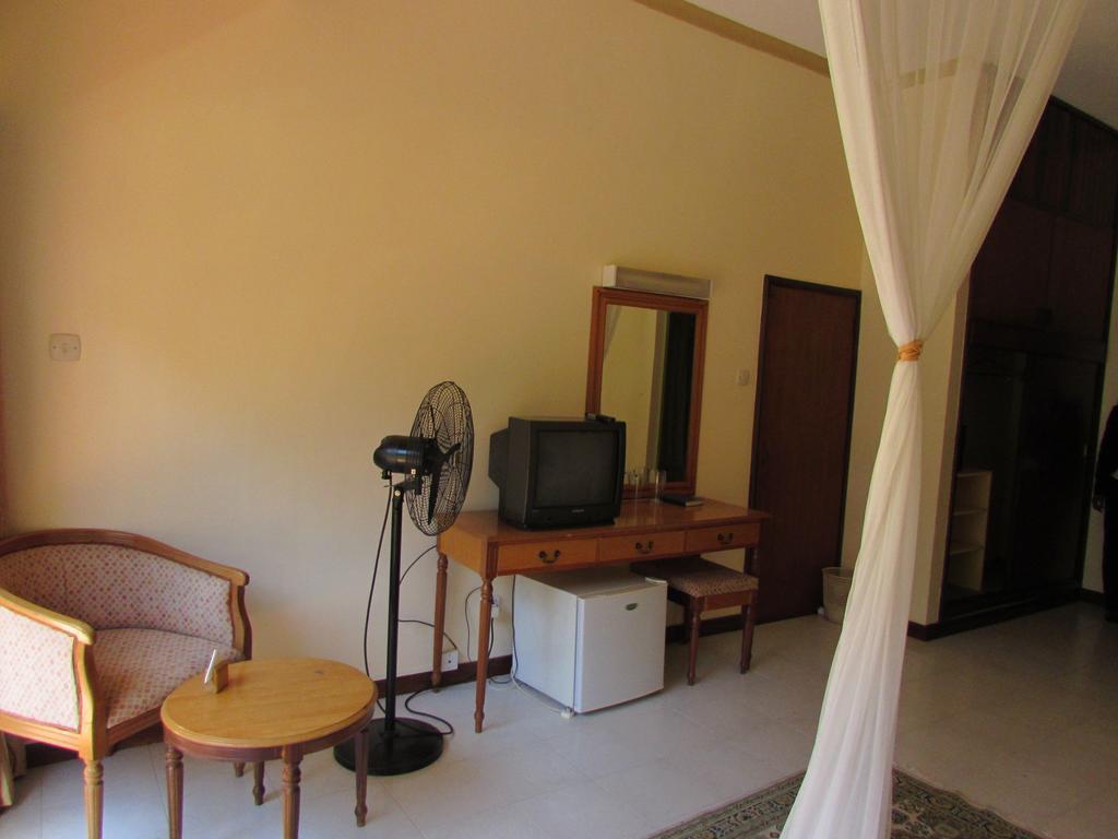 Equator Hotel Arusha Habitación foto